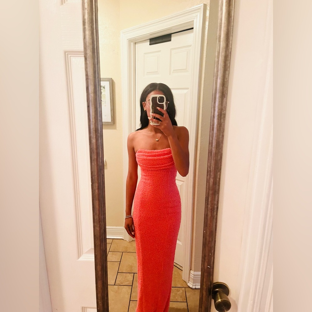 Elegant Pink Strapless Dress